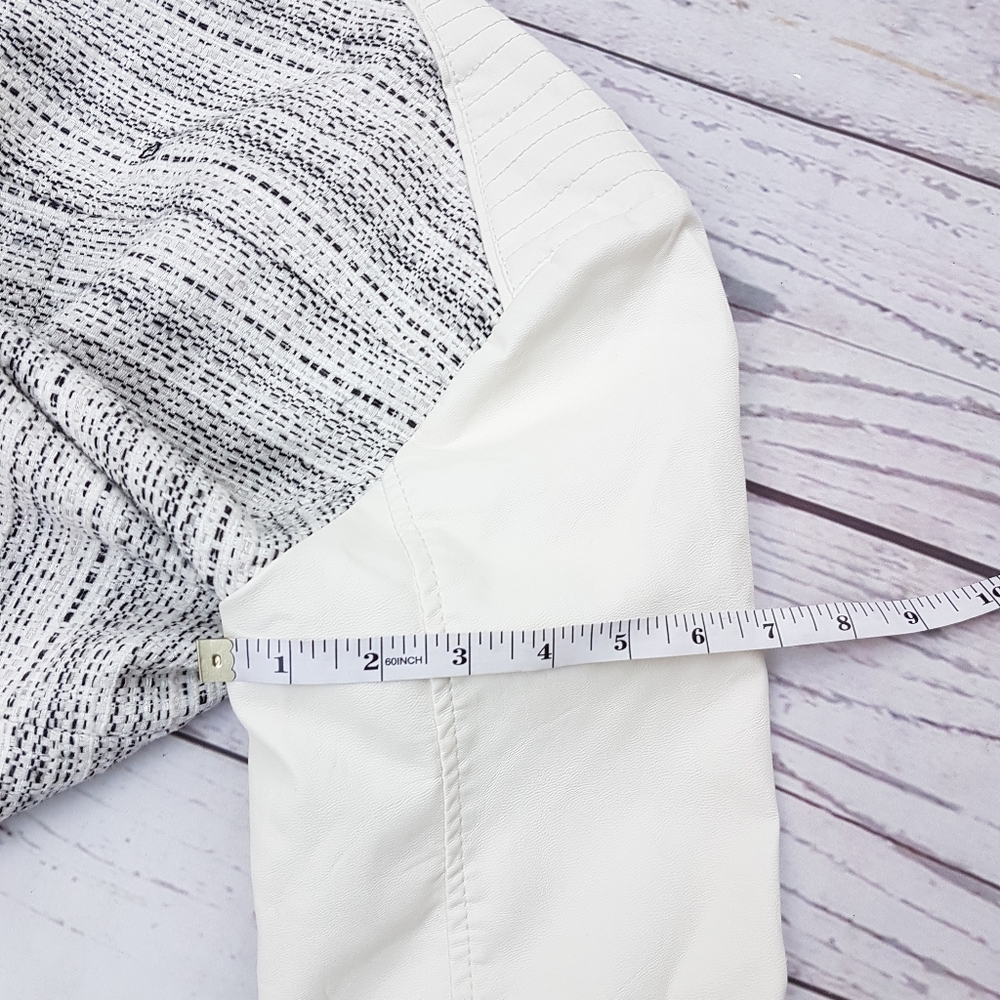 Maurices Jacket - Picture 4 of 12